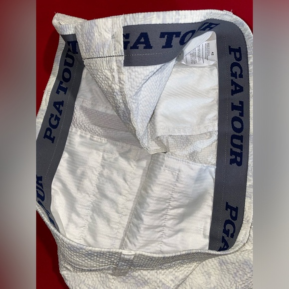 PGA Shorts - Picture 4 of 4